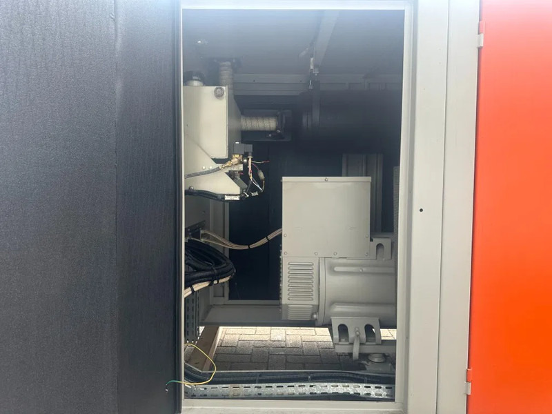 Электрогенератор VM Mecc Alte Spa 60 kVA noodstroom generatorset aggregaat 499 hours: фото 8 Электрогенератор VM Mecc Alte Spa 60 kVA noodstroom generatorset aggregaat 499 hours: фото 8