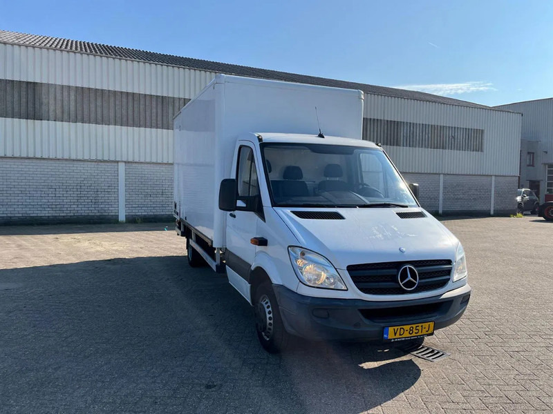 Mercedes-Benz Sprinter 513 2.2 CDI - Фургон с закрытым кузовом, Грузопассажирский фургон: фото 4 Mercedes-Benz Sprinter 513 2.2 CDI - Фургон с закрытым кузовом, Грузопассажирский фургон: фото 4