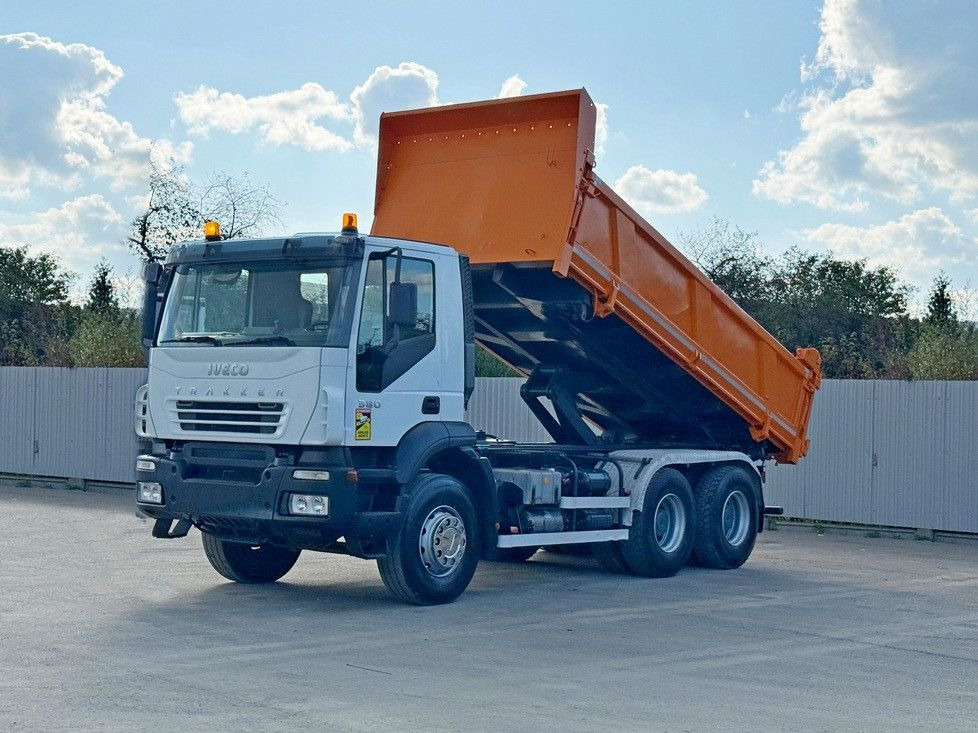 Iveco TRAKKER 380 * Kipper 5,25 m + BORDMATIC / 6x4 - Самосвал, Автоманипулятор: фото 2 Iveco TRAKKER 380 * Kipper 5,25 m + BORDMATIC / 6x4 - Самосвал, Автоманипулятор: фото 2