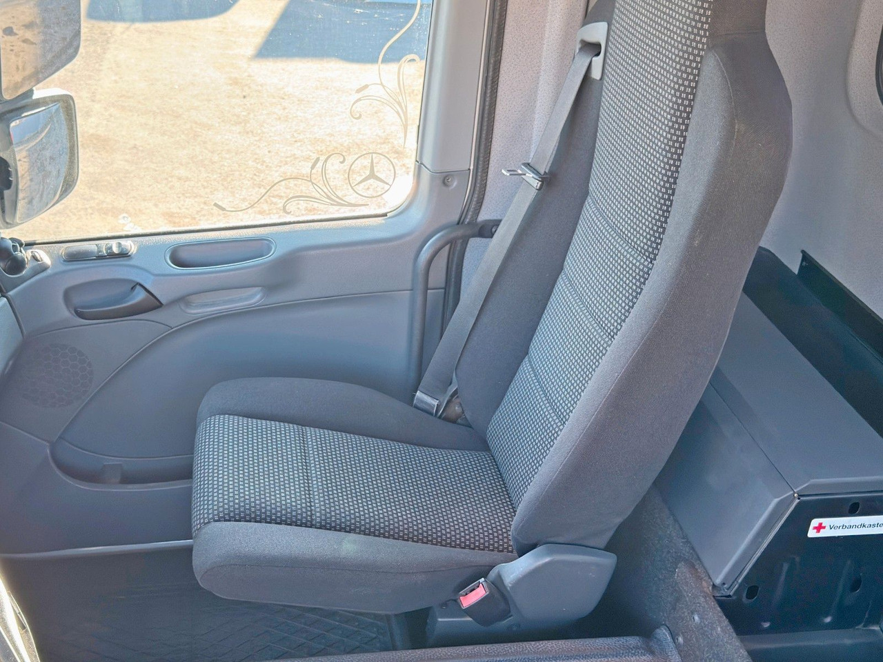 Автоманипулятор Mercedes-Benz ACTROS 2636* KIPPER 5,25 + BORDMATIC / 6x4: фото 11 Автоманипулятор Mercedes-Benz ACTROS 2636* KIPPER 5,25 + BORDMATIC / 6x4: фото 11