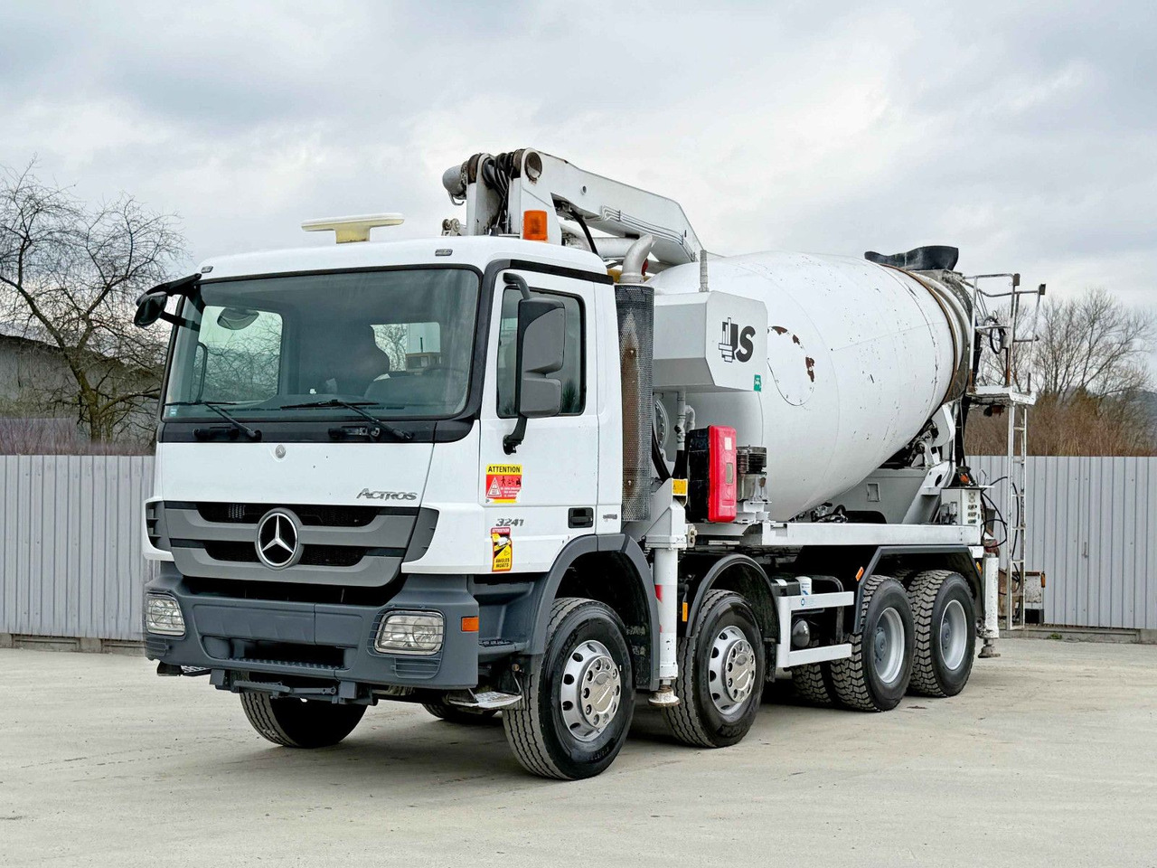Mercedes-Benz ACTROS 3241 * Betonpumpe 24 m + FUNK / 8x4 - Автобетононасос: фото 2 Mercedes-Benz ACTROS 3241 * Betonpumpe 24 m + FUNK / 8x4 - Автобетононасос: фото 2