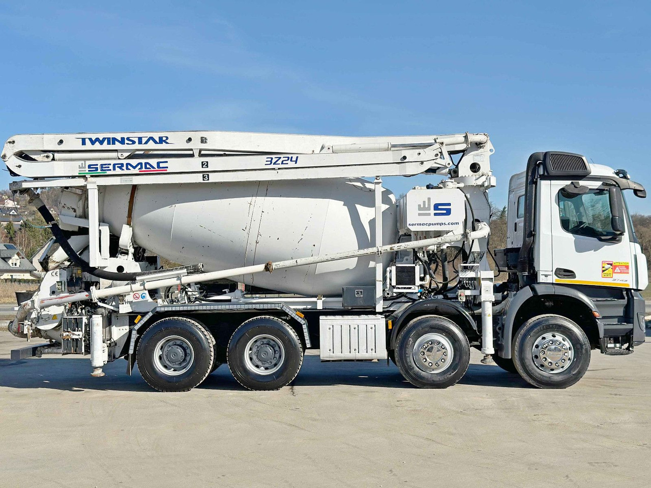 Mercedes-Benz AROCS 3743 * Betonpumpe + FUNK * 8x4 * TOP - Автобетононасос-смеситель: фото 3 Mercedes-Benz AROCS 3743 * Betonpumpe + FUNK * 8x4 * TOP - Автобетононасос-смеситель: фото 3