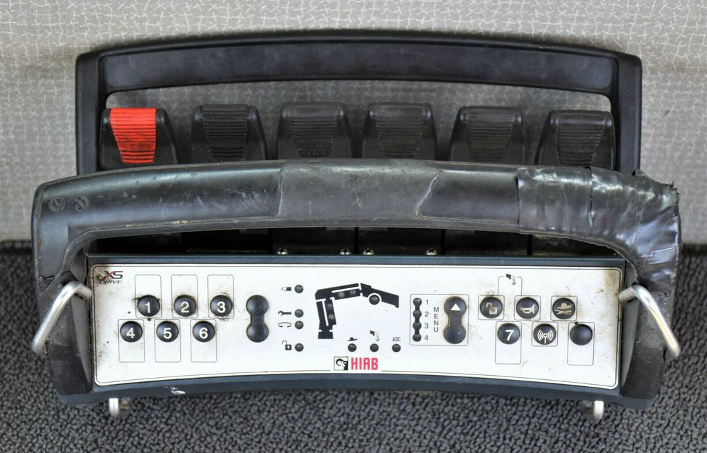 Renault KERAX 370 DXI* HIAB 122B-3 HIDUO/FUNK * 6x4 Renault KERAX 370 DXI* HIAB 122B-3 HIDUO/FUNK * 6x4 в лизинг Renault KERAX 370 DXI* HIAB 122B-3 HIDUO/FUNK * 6x4 Renault KERAX 370 DXI* HIAB 122B-3 HIDUO/FUNK * 6x4: фото 13