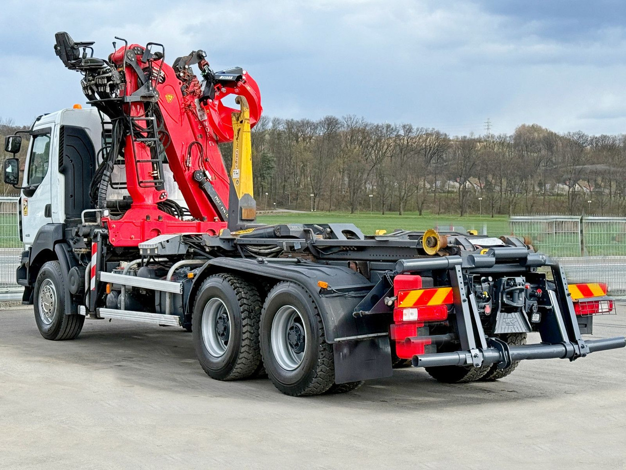 Renault KERAX 460 DXI * ABROLLKIPPER * EPSILON Q170Z69 - Крюковой мультилифт, Автоманипулятор: фото 4 Renault KERAX 460 DXI * ABROLLKIPPER * EPSILON Q170Z69 - Крюковой мультилифт, Автоманипулятор: фото 4