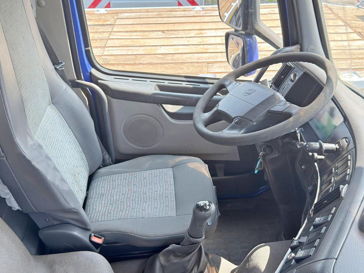 Самосвал, Автоманипулятор Volvo FM 380 Kipper 5,20 m + BORDMATIC / 6x4: фото 11 Самосвал, Автоманипулятор Volvo FM 380 Kipper 5,20 m + BORDMATIC / 6x4: фото 11