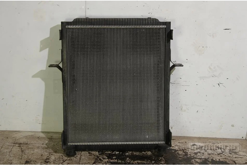 Renault Cooling System Radiateur RENAULT - Радиатор для Грузовиков: фото 1 Renault Cooling System Radiateur RENAULT - Радиатор для Грузовиков: фото 1