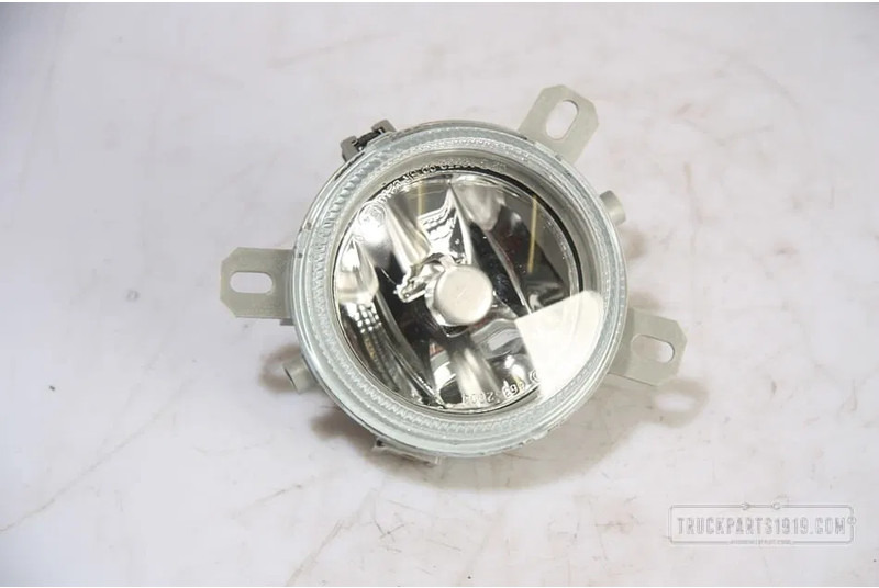 Renault Magnum 7420881197 Mistlamp - Противотуманная фара для Грузовиков: фото 1 Renault Magnum 7420881197 Mistlamp - Противотуманная фара для Грузовиков: фото 1