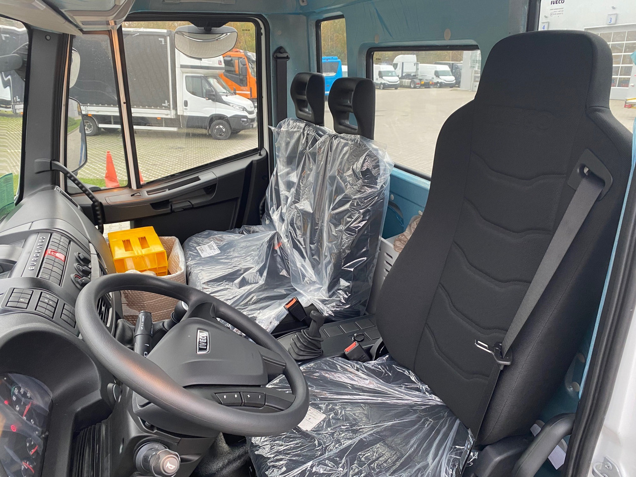 Iveco Eurocargo 120-220 ML120E22/P - Крюковой мультилифт: фото 3 Iveco Eurocargo 120-220 ML120E22/P - Крюковой мультилифт: фото 3