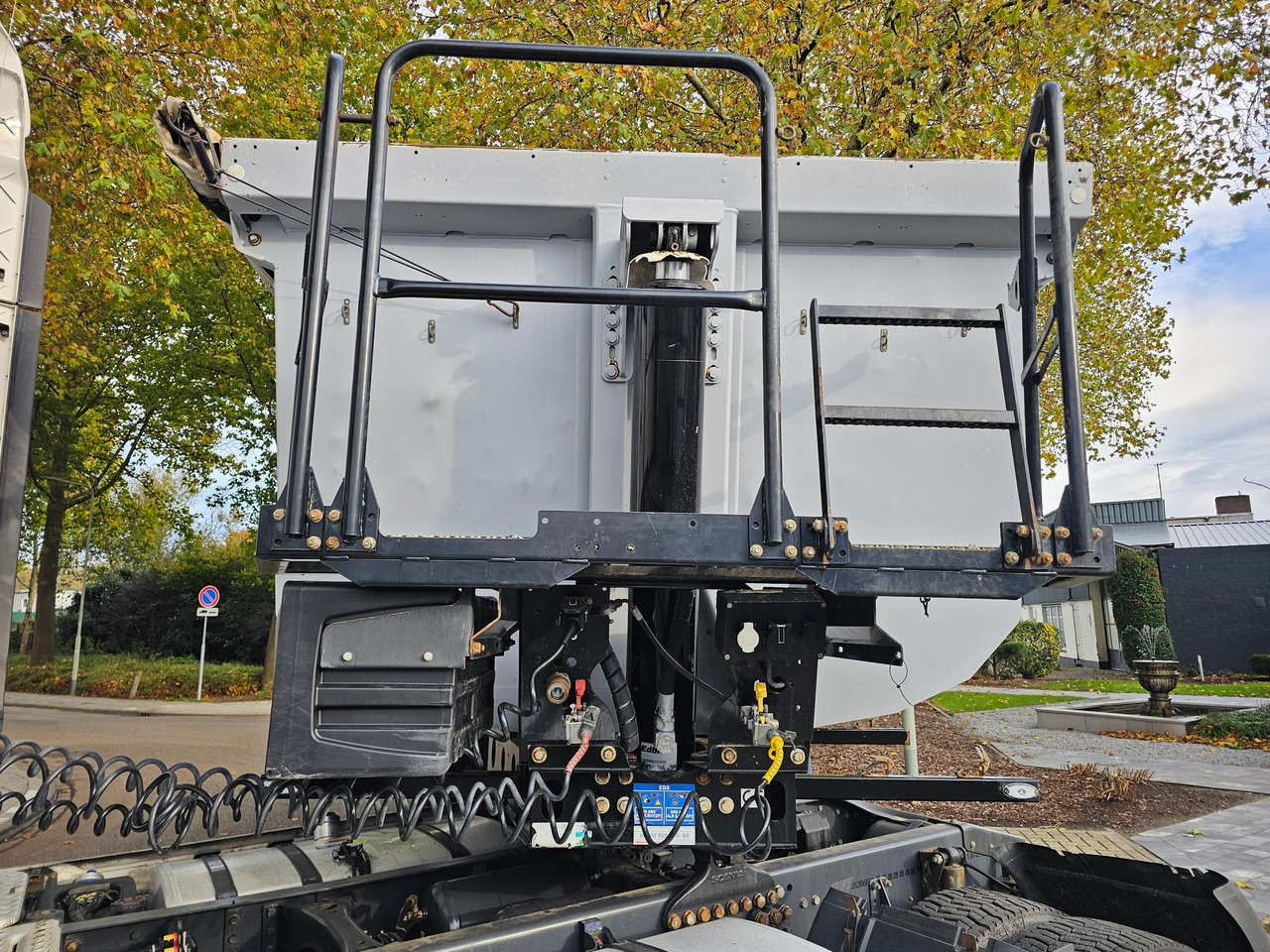 Kögel SKM24 - Самосвальный полуприцеп: фото 5 Kögel SKM24 - Самосвальный полуприцеп: фото 5