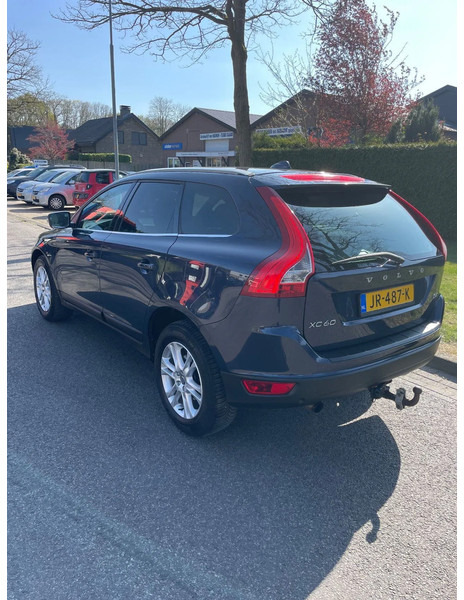 Volvo XC60 XC60 DZ88/DZ8850 5 Cilinder Euro 5 - Хэтчбек: фото 3 Volvo XC60 XC60 DZ88/DZ8850 5 Cilinder Euro 5 - Хэтчбек: фото 3