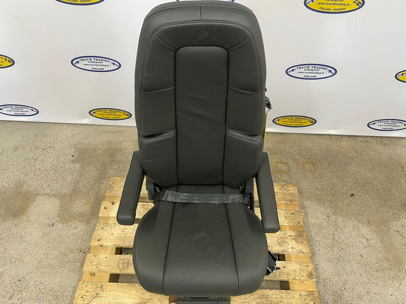 Volvo FH5 - Сиденье: фото 3 Volvo FH5 - Сиденье: фото 3