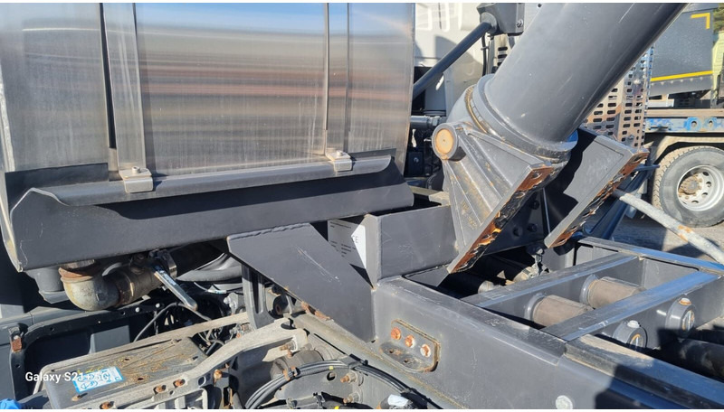 Volvo FH750 New engine and gearbox - Грузовик-шасси: фото 4 Volvo FH750 New engine and gearbox - Грузовик-шасси: фото 4