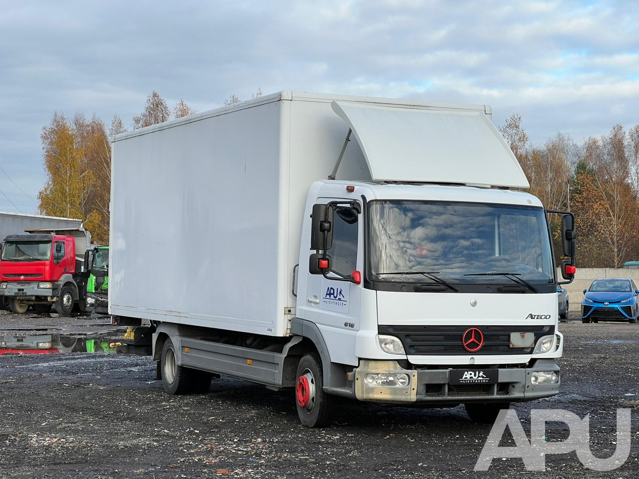Mercedes-Benz ATEGO 818 winda - Грузовик с закрытым кузовом: фото 3 Mercedes-Benz ATEGO 818 winda - Грузовик с закрытым кузовом: фото 3