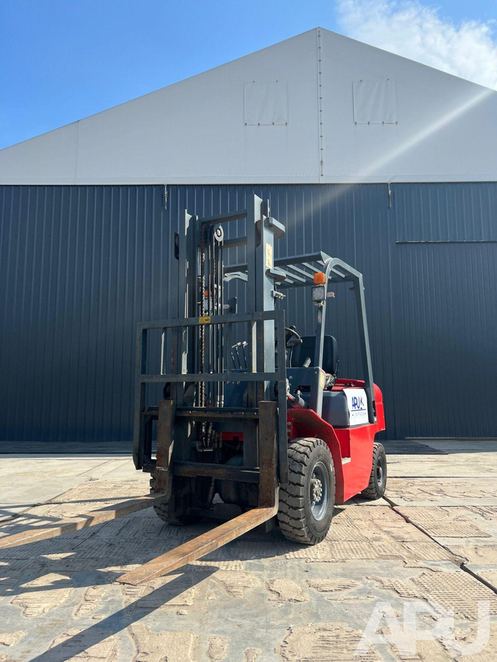 Plus Power VTDD-25 - Вилочный погрузчик: фото 2 Plus Power VTDD-25 - Вилочный погрузчик: фото 2