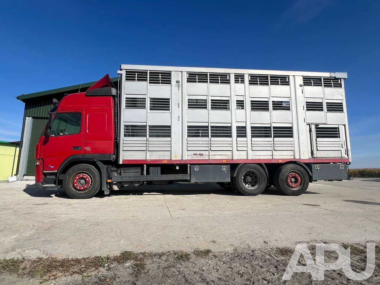Volvo Fm 410 DO PRZEWOZU BYDŁA - Грузовик для перевозки животных: фото 2 Volvo Fm 410 DO PRZEWOZU BYDŁA - Грузовик для перевозки животных: фото 2