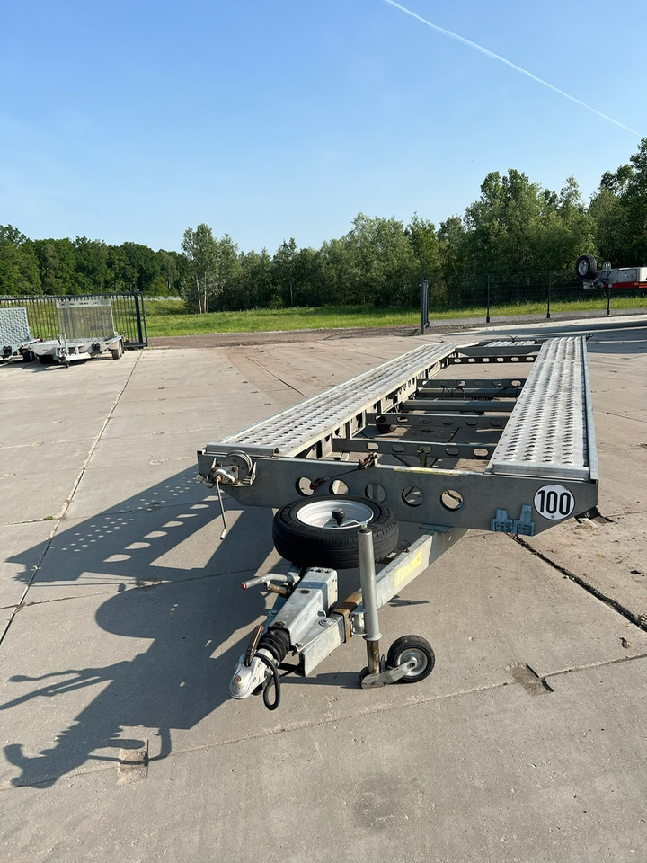 Przyczepa laweta WIOLA - Прицеп-автовоз: фото 1 Przyczepa laweta WIOLA - Прицеп-автовоз: фото 1