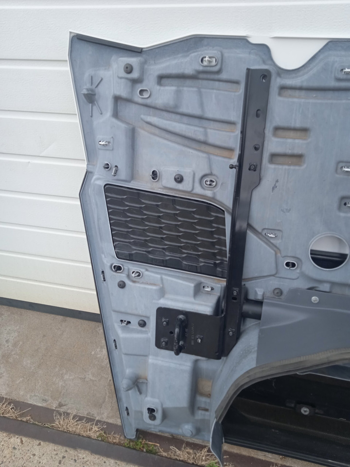 DAF XG, XG+, COMPLETE BOVEN GRILLE | GEBRUIKT | 000238 - Решётка радиатора для Грузовиков: фото 5 DAF XG, XG+, COMPLETE BOVEN GRILLE | GEBRUIKT | 000238 - Решётка радиатора для Грузовиков: фото 5