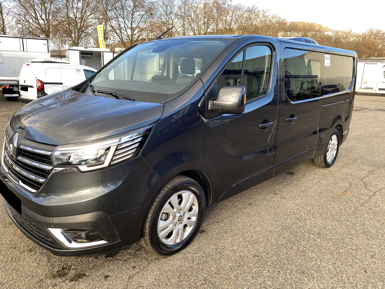 Renault Trafic trafic - Фургон-рефрижератор, Грузопассажирский фургон: фото 1 Renault Trafic trafic - Фургон-рефрижератор, Грузопассажирский фургон: фото 1