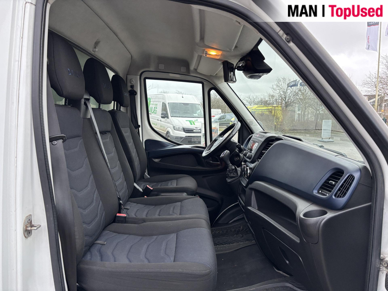 IVECO 35S16 - Фургон с закрытым кузовом: фото 5 IVECO 35S16 - Фургон с закрытым кузовом: фото 5