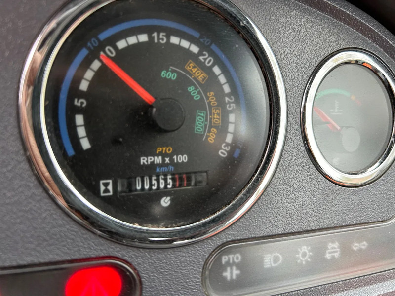 Deutz Agrokid 230 + Stoll frontlader в лизинг Deutz Agrokid 230 + Stoll frontlader: фото 9 Deutz Agrokid 230 + Stoll frontlader в лизинг Deutz Agrokid 230 + Stoll frontlader: фото 9