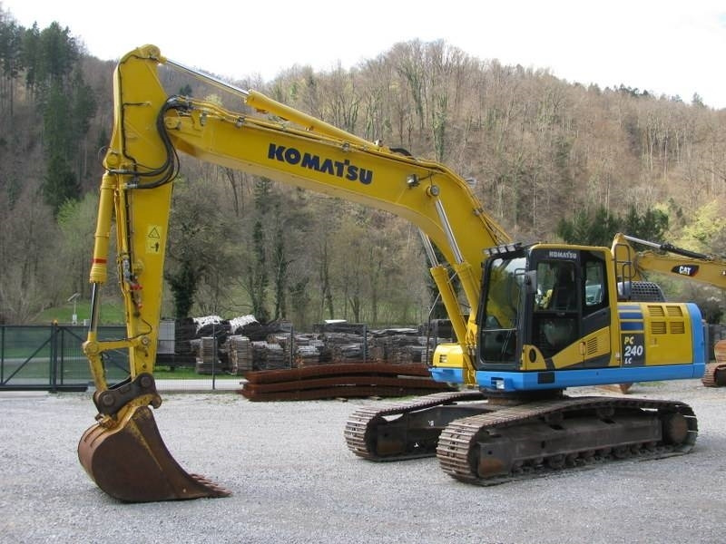 Komatsu PC 240 NLC-10 TOP stroj - Гусеничный экскаватор: фото 1 Komatsu PC 240 NLC-10 TOP stroj - Гусеничный экскаватор: фото 1