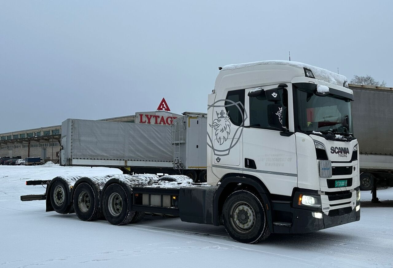 Scania R520 8x4 ADR - Грузовик-шасси: фото 2 Scania R520 8x4 ADR - Грузовик-шасси: фото 2