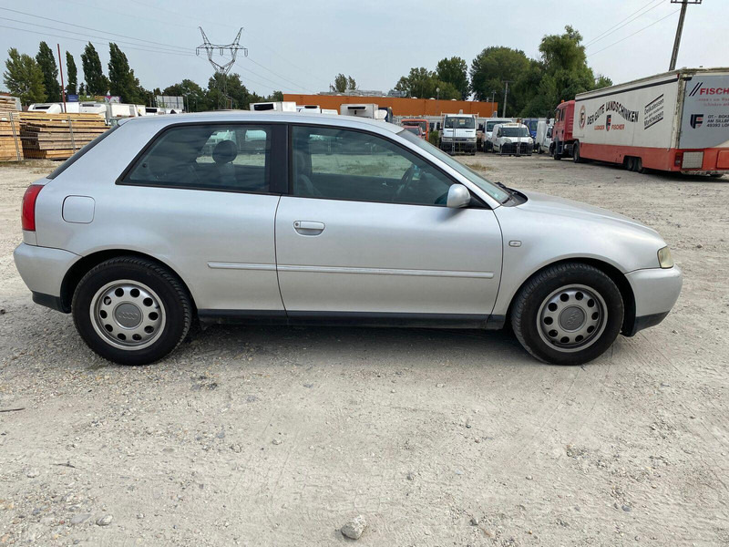 Audi A3 1,6 i - personal car - Хэтчбек: фото 4 Audi A3 1,6 i - personal car - Хэтчбек: фото 4