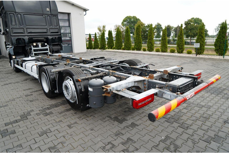 Грузовик-контейнеровоз/ Сменный кузов DAF XF 480 / BDF / 6X2 / SSC / I-PARK COOL / OŚ PODNOSZONA / PO KONT: фото 12