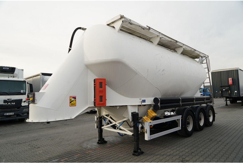 Feldbinder CEMENTONACZEPA / 3 KOMORY / 37 000 L / SILOS / DO MATERIAŁÓW SYP - Полуприцеп-цистерна: фото 1 Feldbinder CEMENTONACZEPA / 3 KOMORY / 37 000 L / SILOS / DO MATERIAŁÓW SYP - Полуприцеп-цистерна: фото 1