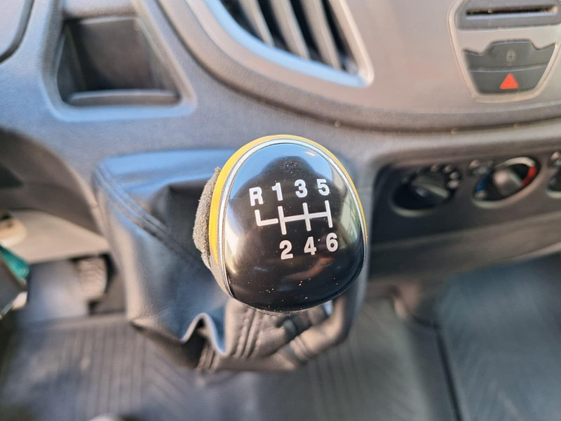 Тентованный фургон Ford Transit - Pritsche + Plane: фото 15 Тентованный фургон Ford Transit - Pritsche + Plane: фото 15