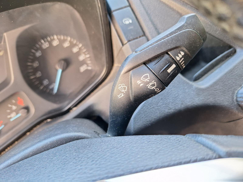 Тентованный фургон Ford Transit - Pritsche + Plane: фото 13 Тентованный фургон Ford Transit - Pritsche + Plane: фото 13