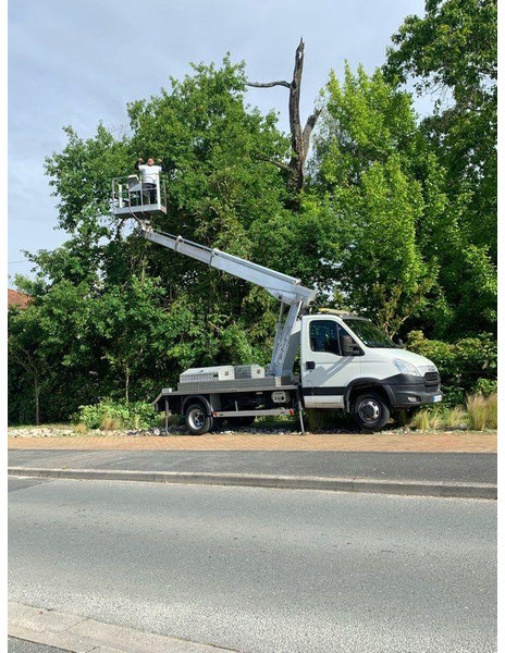 Iveco Lifting basket 16 m - Фургон: фото 3 Iveco Lifting basket 16 m - Фургон: фото 3