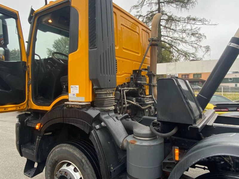 Самосвал Iveco AD 410 T51: фото 17