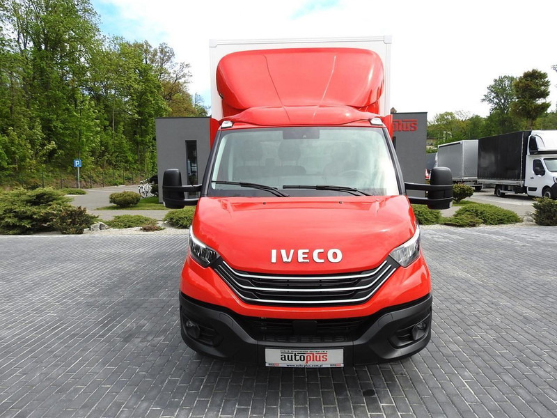 Iveco DAILY 35S18 NOWY KONTENER 10 PALET TEMPOMAT NAWIGACJA KLIMATYZAC - Фургон с закрытым кузовом: фото 5 Iveco DAILY 35S18 NOWY KONTENER 10 PALET TEMPOMAT NAWIGACJA KLIMATYZAC - Фургон с закрытым кузовом: фото 5