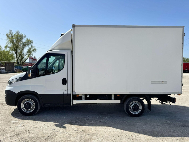 Iveco Daily 35-130 S - CARRIER XARIOS 350 Frigo - Фургон-рефрижератор: фото 5 Iveco Daily 35-130 S - CARRIER XARIOS 350 Frigo - Фургон-рефрижератор: фото 5