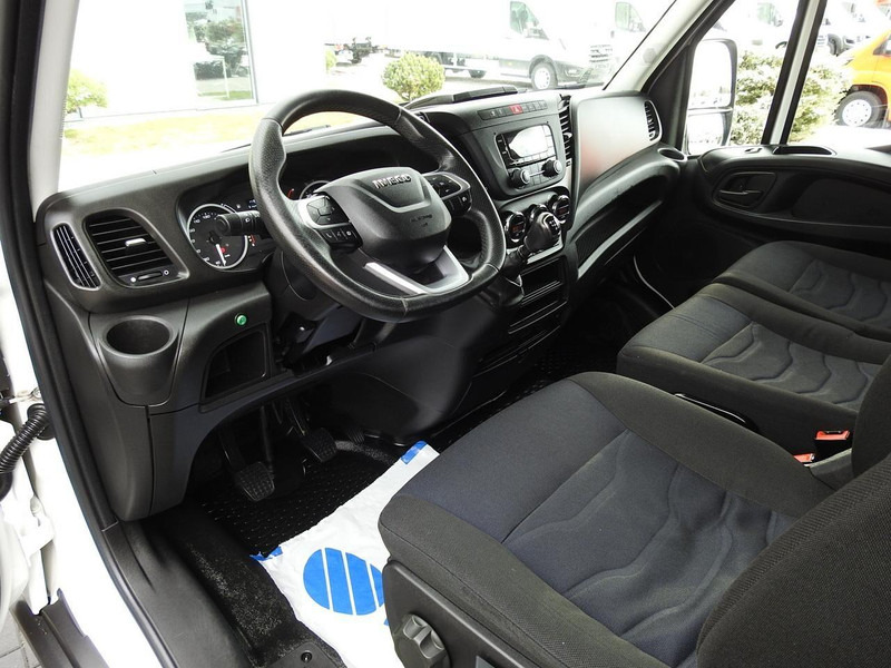 Iveco Daily 35S18 PLANDEKA 10 PALET WEBASTO TEMPOMAT KLIMATYZACJA 18 - Тентованный фургон: фото 2 Iveco Daily 35S18 PLANDEKA 10 PALET WEBASTO TEMPOMAT KLIMATYZACJA 18 - Тентованный фургон: фото 2