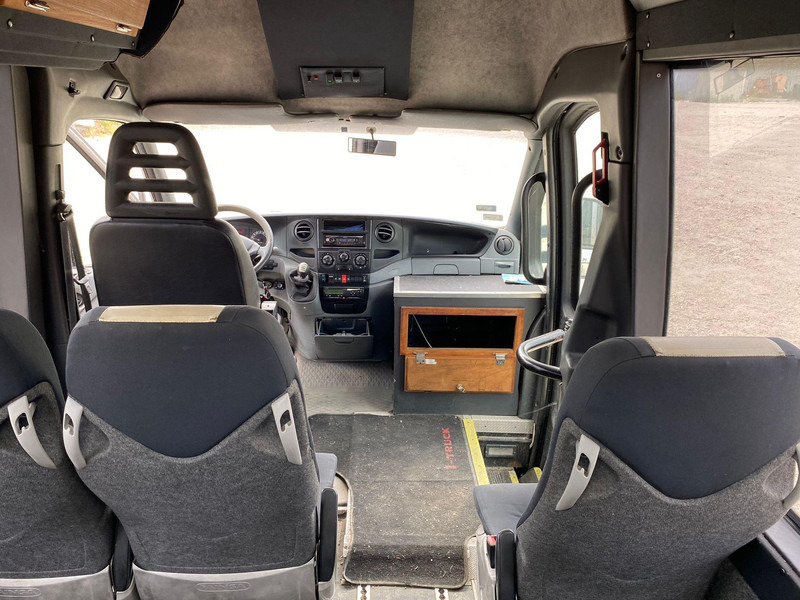Микроавтобус, Пассажирский фургон Iveco Daily 50 C 18 - 20 personal minibus: фото 11 Микроавтобус, Пассажирский фургон Iveco Daily 50 C 18 - 20 personal minibus: фото 11