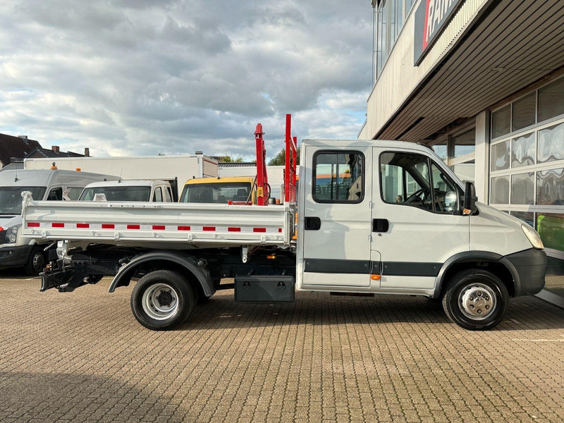 Самосвал, Автоманипулятор Iveco Daily 70C17 Doka Three sided M Tipper + Crane: фото 14 Самосвал, Автоманипулятор Iveco Daily 70C17 Doka Three sided M Tipper + Crane: фото 14