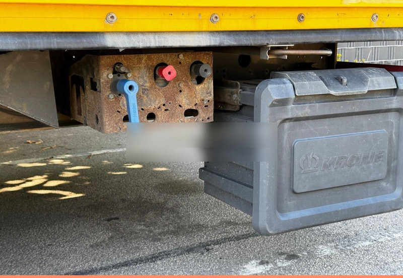 Полуприцеп-фургон Krone SD: фото 17