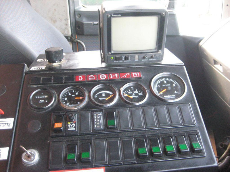 Подметально-уборочная машина MAN 15.163 Utcaseprő: фото 10