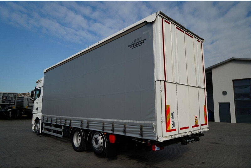 MAN TGX 26.470 / 6x2 / FIRANKA / SOLÓWKA / 6x2 / 120 m3 / OŚ PODNOSZ - Тентованный грузовик: фото 4 MAN TGX 26.470 / 6x2 / FIRANKA / SOLÓWKA / 6x2 / 120 m3 / OŚ PODNOSZ - Тентованный грузовик: фото 4