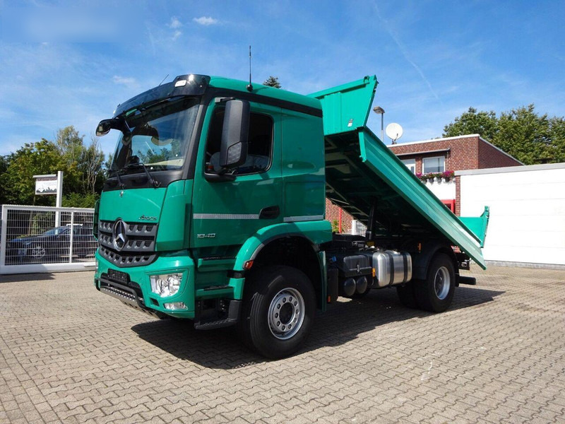Mercedes-Benz 1843 Arocs 3 way Meiller tipper - Самосвал: фото 1 Mercedes-Benz 1843 Arocs 3 way Meiller tipper - Самосвал: фото 1