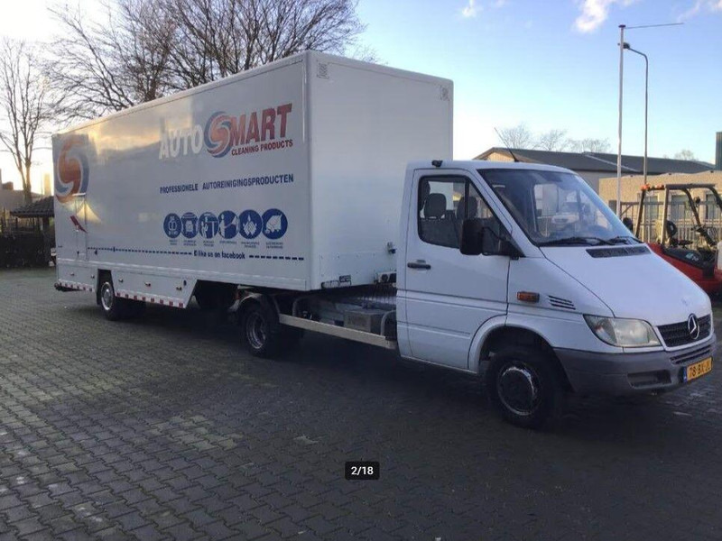 Mercedes-Benz 413 CDI BE Mini Trekker + Workshop Trailer - Малотоннажный седельный тягач: фото 2 Mercedes-Benz 413 CDI BE Mini Trekker + Workshop Trailer - Малотоннажный седельный тягач: фото 2