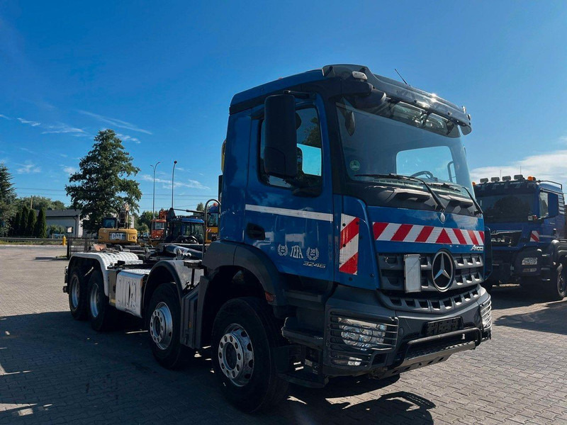 Mercedes-Benz AROCS 3246 8X4 ABROLLKIPPER HYVALIFT 26.57 - Крюковой мультилифт: фото 5 Mercedes-Benz AROCS 3246 8X4 ABROLLKIPPER HYVALIFT 26.57 - Крюковой мультилифт: фото 5