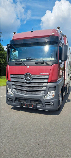 Mercedes-Benz Actros 1851 - Грузовик для перевозки животных: фото 3 Mercedes-Benz Actros 1851 - Грузовик для перевозки животных: фото 3