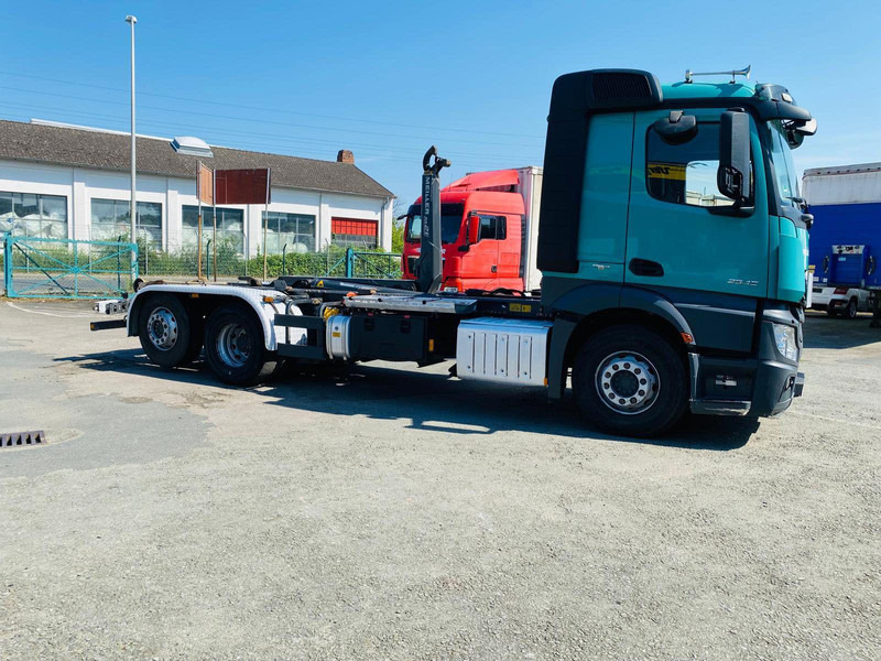 Mercedes-Benz Actros 2545 Meileraufbau GUTER ZUSTAND - Грузовик бортовой/ Платформа, Автоманипулятор: фото 3 Mercedes-Benz Actros 2545 Meileraufbau GUTER ZUSTAND - Грузовик бортовой/ Платформа, Автоманипулятор: фото 3