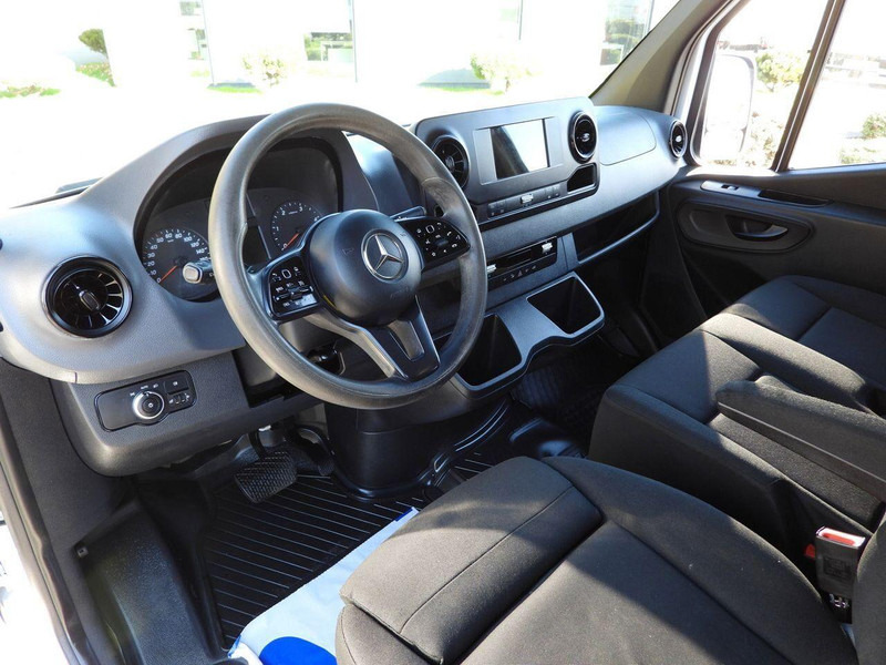 Mercedes-Benz SPRINTER 316 - Микроавтобус, Пассажирский фургон: фото 2 Mercedes-Benz SPRINTER 316 - Микроавтобус, Пассажирский фургон: фото 2