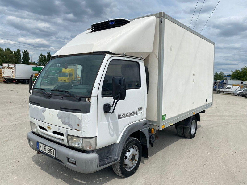 Nissan Cabstar 3,0 tdi Frigo + meat hook - 3,5t - Фургон-рефрижератор: фото 3 Nissan Cabstar 3,0 tdi Frigo + meat hook - 3,5t - Фургон-рефрижератор: фото 3