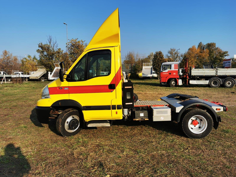 Renault MASCOTT 160 dxi BE Mini Trekker - SZM - 3.5t - Малотоннажный седельный тягач: фото 3 Renault MASCOTT 160 dxi BE Mini Trekker - SZM - 3.5t - Малотоннажный седельный тягач: фото 3