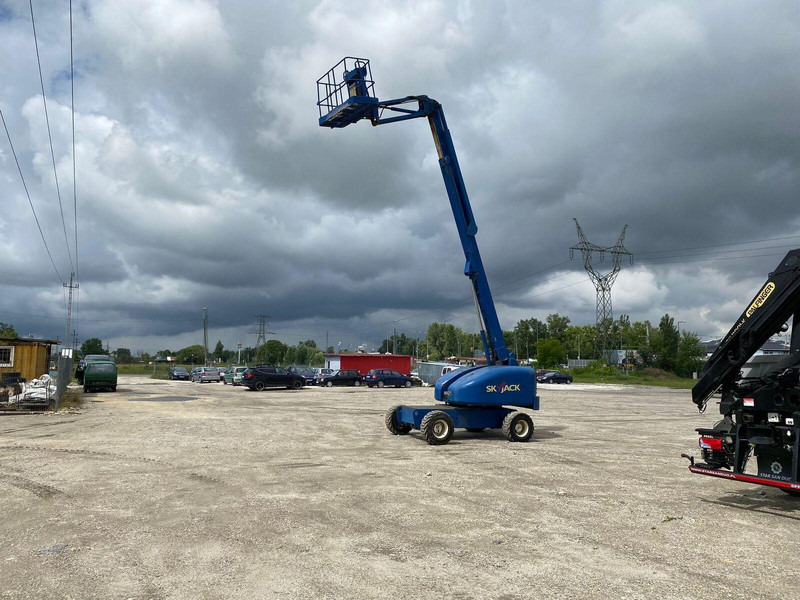 Телескопический подъемник Skyjack SJ40T 4x4 Diesel - Lifting basket - 14m: фото 7 Телескопический подъемник Skyjack SJ40T 4x4 Diesel - Lifting basket - 14m: фото 7